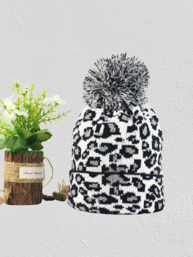 Leopard-print wool knit hat