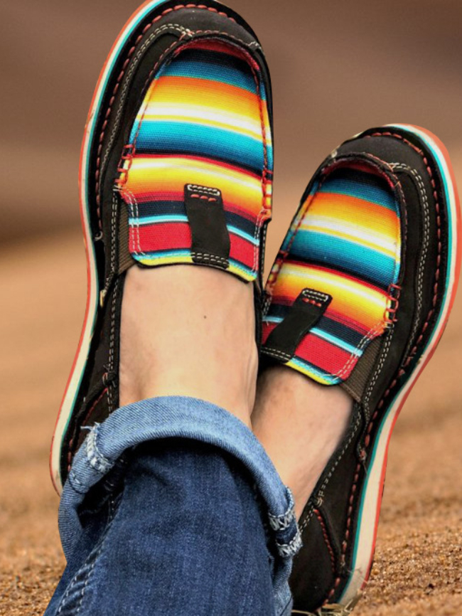 Colorblock casual flat shoes
