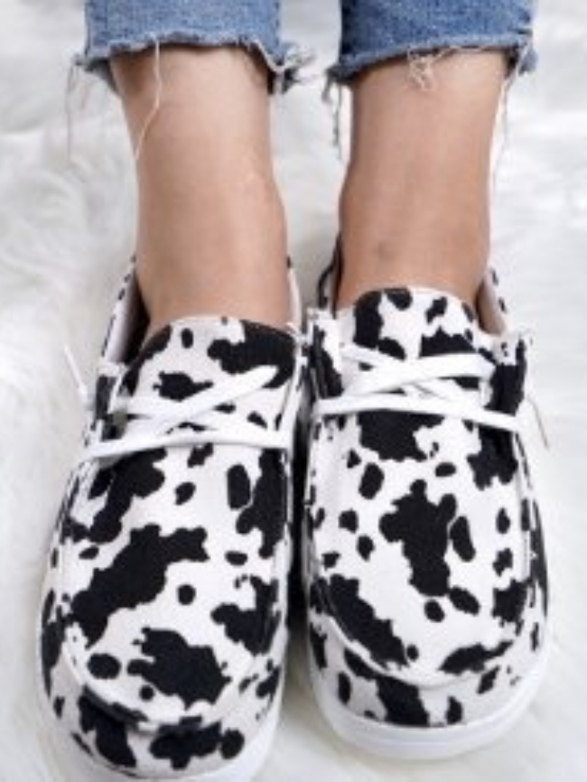 Cow print flat canvas shoes