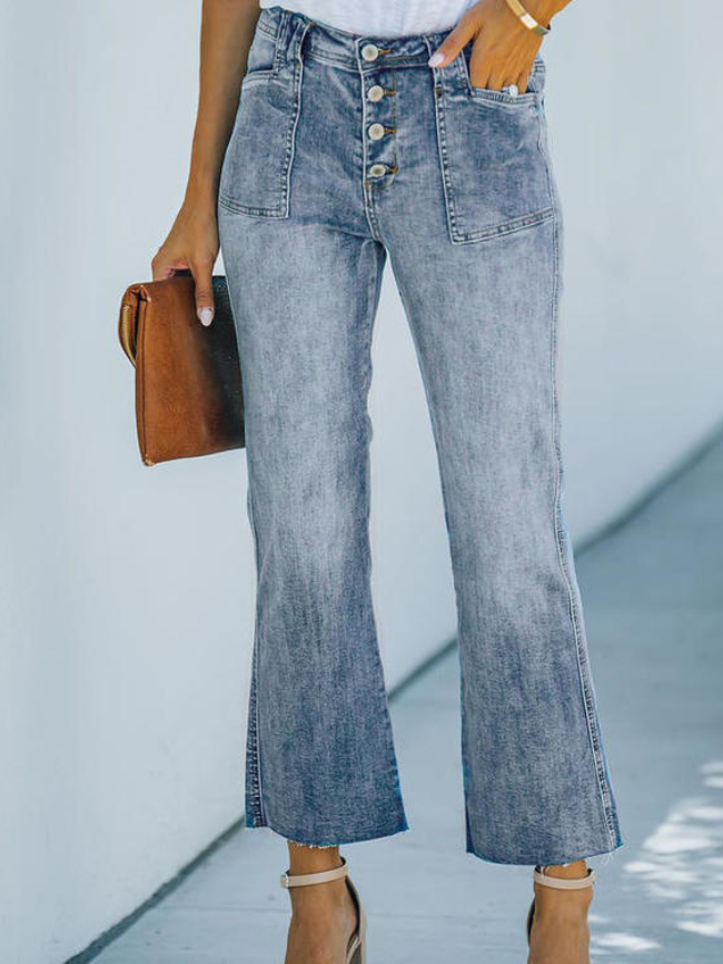 Buttoned Micro Flare Jeans