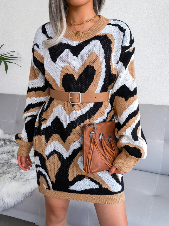Contrasting color love knit dress