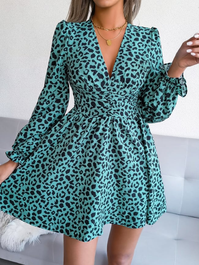 Leopard V-Neck Pleated Dress