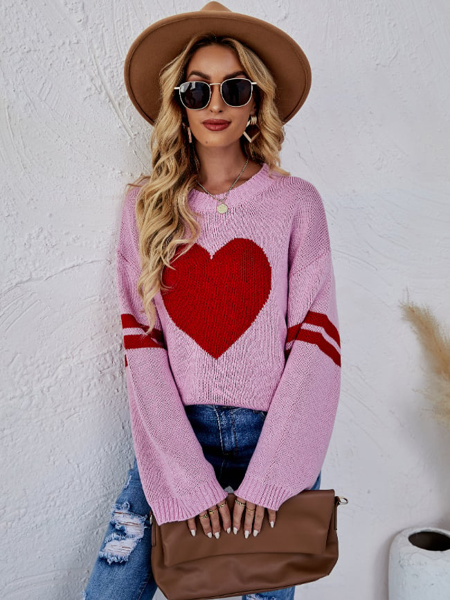 Love round neck knitted sweater