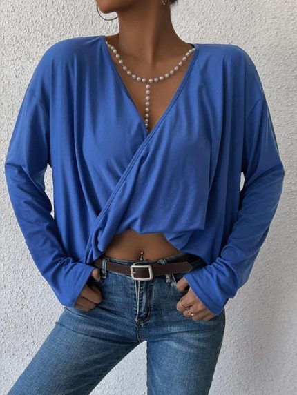 Wholesale Deep V Neck Cropped Long Sleeve Top