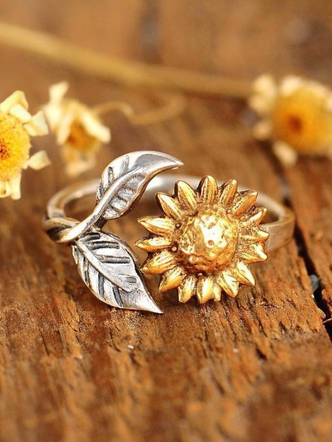 Wholesale Fashion Sunflower Lettering Ring