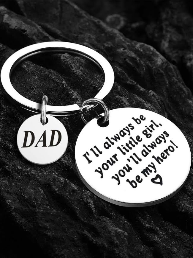 Wholesale DAD and MOM lettering keychain