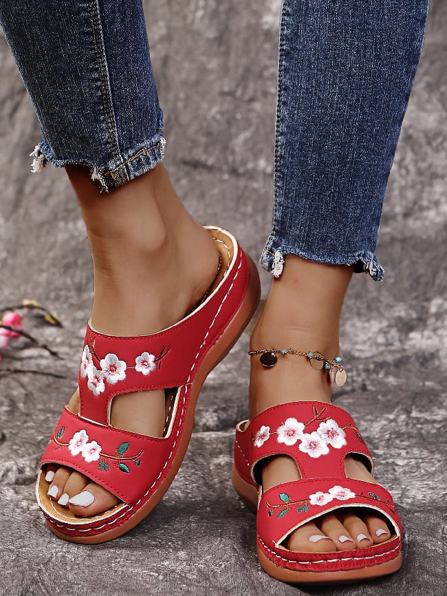 Embroidered floral ethnic platform sandals 7