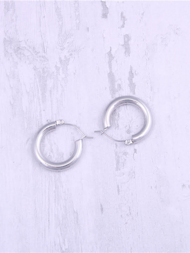 Simple plain small thick round earrings