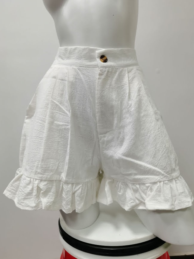 Solid Color Ruffled Casual Shorts 13