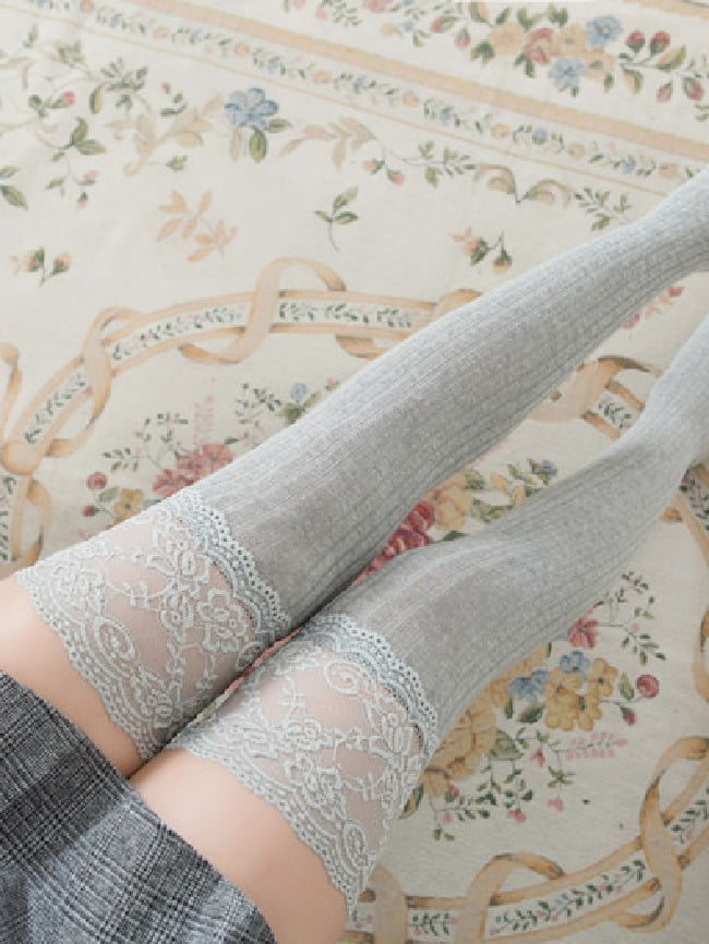 Solid color lace stitching knee socks 9