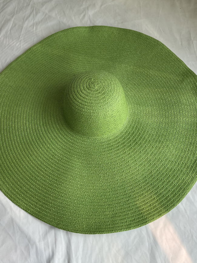 Solid color oversized straw hat 6
